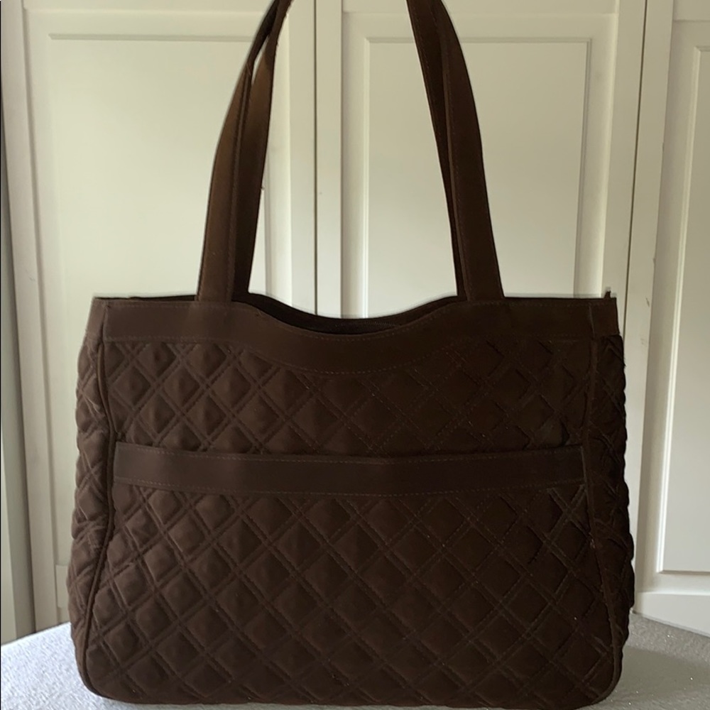 Vera Bradley medium tote bag with zipper close
